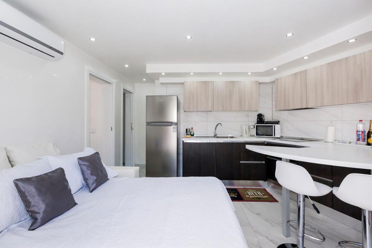 Apartamento Sara En Playa De Las Americas - Sara Vacation อาโรนา ภายนอก รูปภาพ